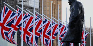 How is Teignbridge celebrating Victory in Europe Day? 