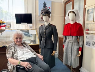 Army Nurse Donates to Dawlish Museum