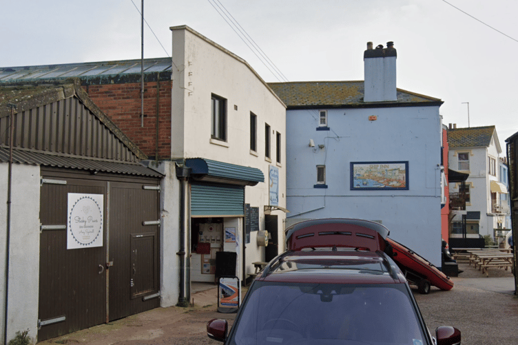 The application is seeking to develop the former SeaSports Southwest building