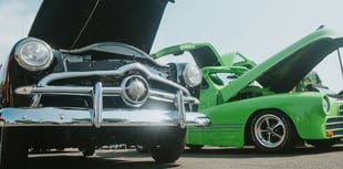 Antiques Fair and Classic Car Event at Newton Abbot Racecourse 