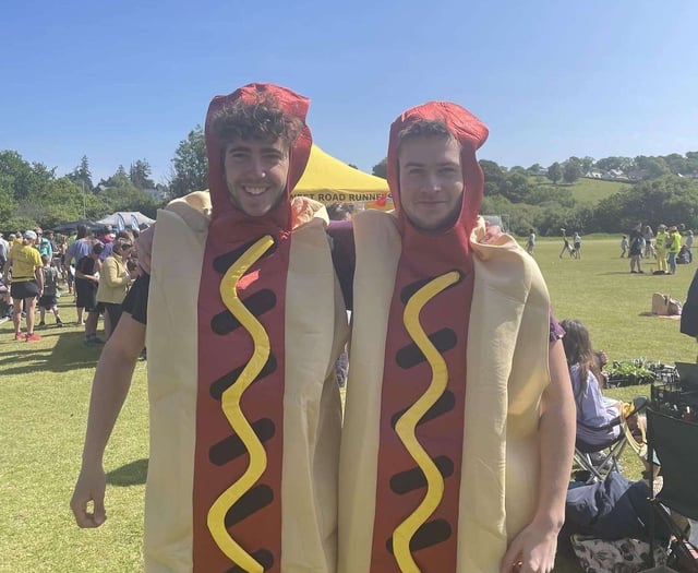 Chagford Friends Tackle Race in Support of Health Charities