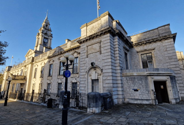 Taxi driver stripped of licence