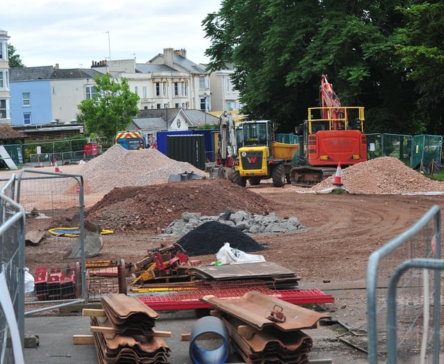 Dawlish water pipe work disruption
