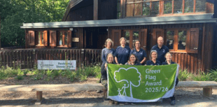 Green Flag flying at country park 