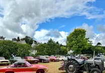 Classic Cars Steal the Show at Dawlish