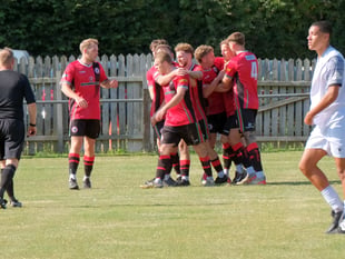 Bovey eye up the Peninsula League top spot