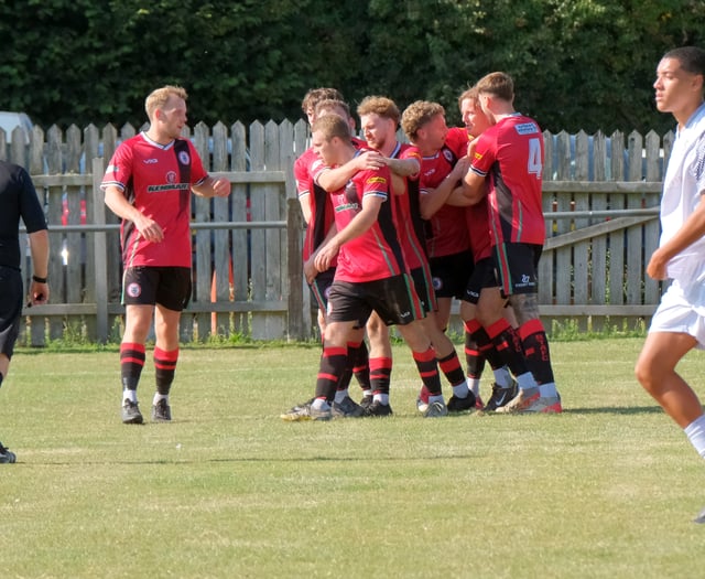 Bovey eye up the Peninsula League top spot