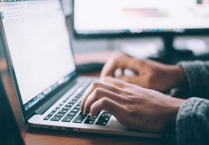 Police offer free 'Cyber Choices' session to schools