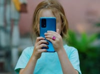 Optician calls for screen amnesty for children