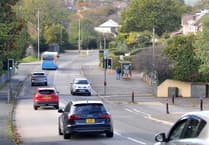 Council 'in discussions' with contractor over impact of A383 utility work