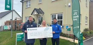 Youth football club gets £1,000 donation