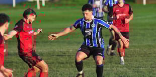 Cully conquer the 10 men of Newton Spurs