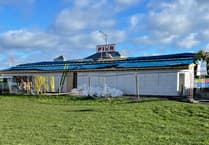 Teignmouth Den toilets face delay for repairs