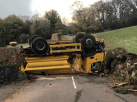 Gritting lorry blocks Dartmoor road after crash 