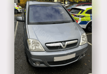 Buckfastleigh driver caught without licence as vehicle seized
