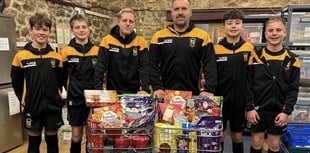 Buckland Athletic U14s aid foodbank
