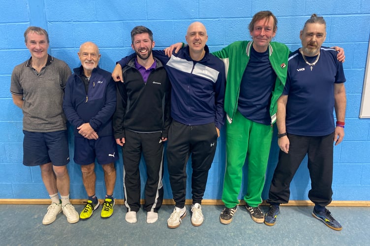 Keith Haslam, Martin Dilkes, Huw Darch (NA Raptors) Chris Garner, Ed Crawford Bill Keywood (Torre Vikings).