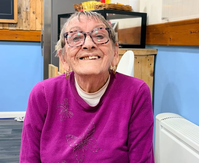Doreen, 84, makes a splash 