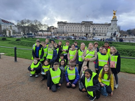 Children from All Saints Marsh C of E Academy and Dunsford Community Academy at Buckingham Palace. Photo contributed 