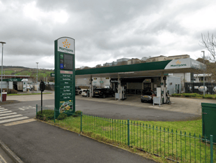 No planning restrictions to stop 24-hour opening of petrol station 