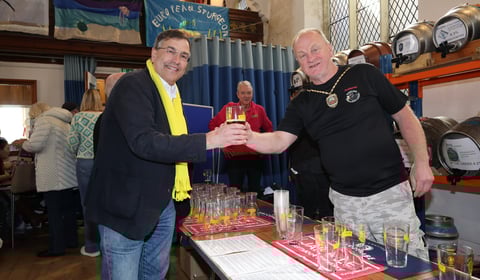 Dawlish Beer Festival success for Mayor