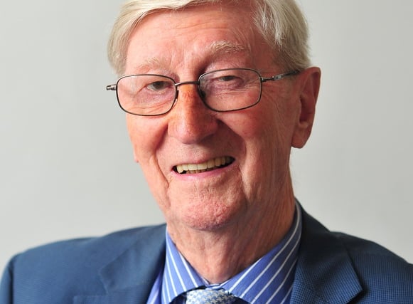 Teignbridge mourns Dawlish councillor Mike James