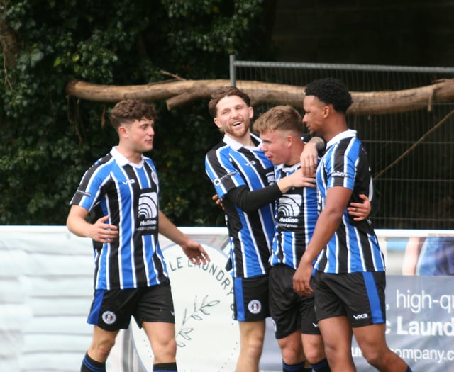 Spurs secure bragging rights on Good Friday