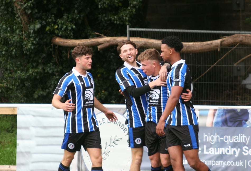 Spurs secure bragging rights on Good Friday