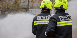 Teignbridge fire crews fighting North Bovey thatch fire