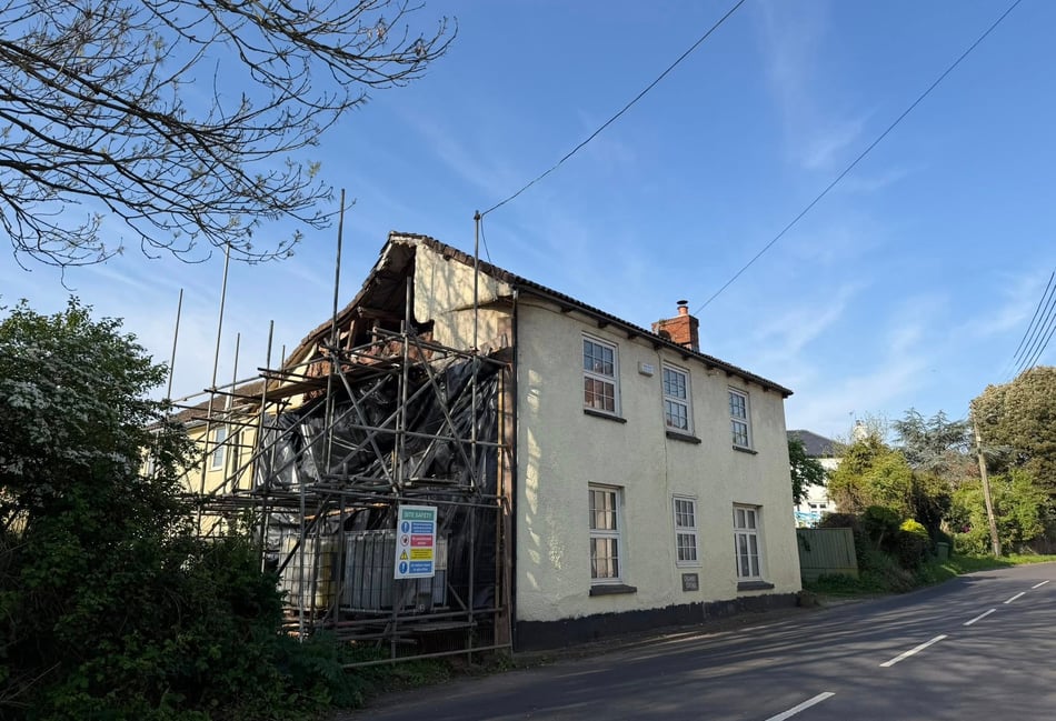 Money raised to help rebuild 200-year-old cottage 