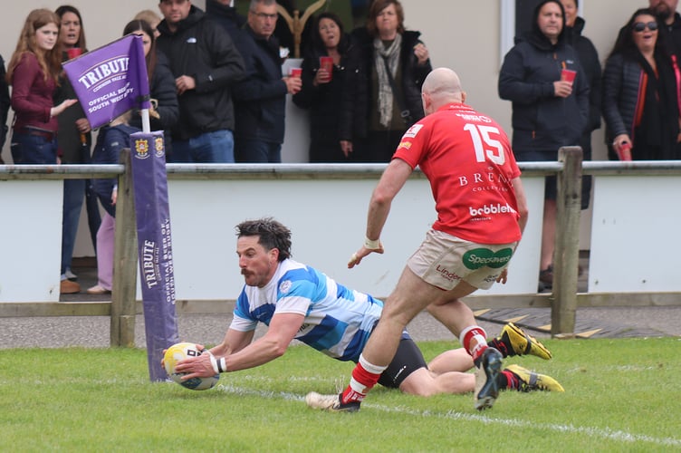 Teigns' 1st try scorer Lewis Parkes