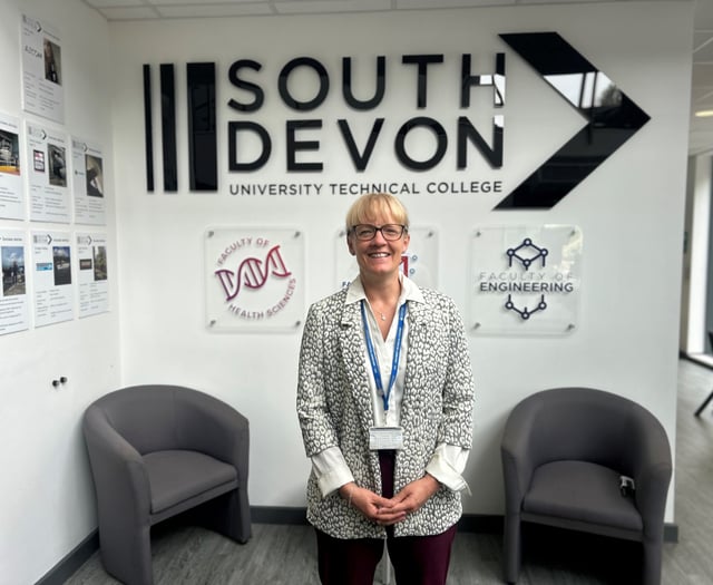 Teignbridge headteacher wins national award