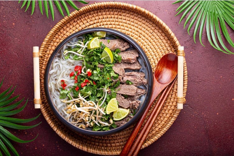 Ru Yi Pho