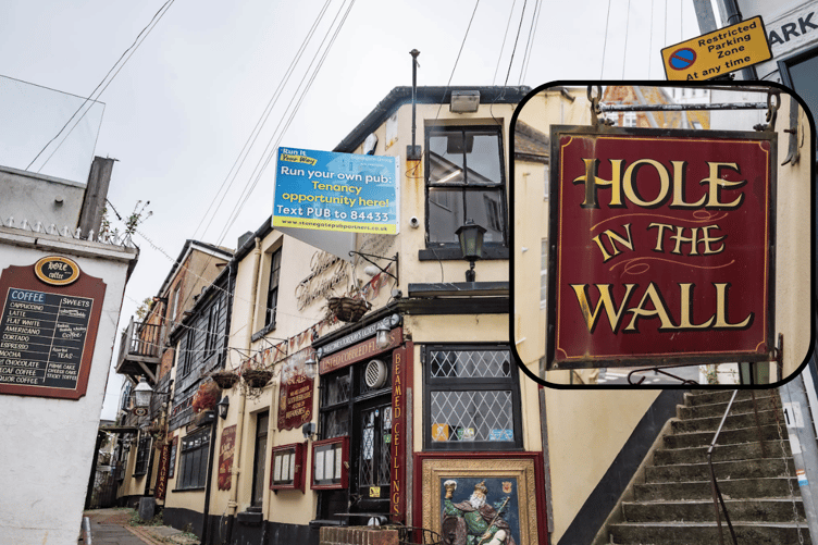 The Hole in the Wall, Torquay